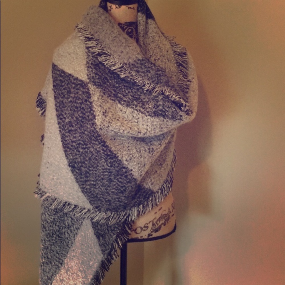 Anthropologie color block grey wrap & scarf